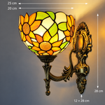 Mål Tiffany vegglampe: skjerm Ø 20 cm, 25 cm bred, 28 cm høy, veggplate 12 × 28 cm