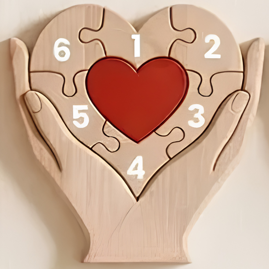 FamilyPiece familiepuslespill med 6 navn