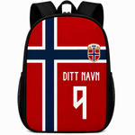 Skolesekk med norsk flagg og eget navn på forlommen
