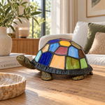 Skilpaddelampe med skall av farget blyglass