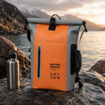 Oransje vanntett drybag-ryggsekk med rullelukking